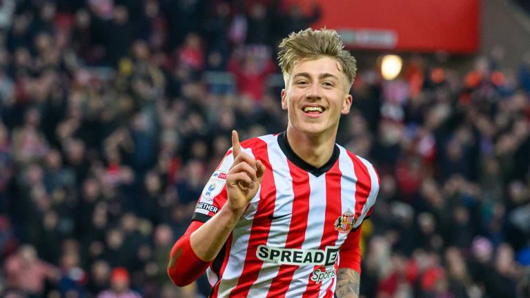 Brentford join race to sign Sunderland man, report claims